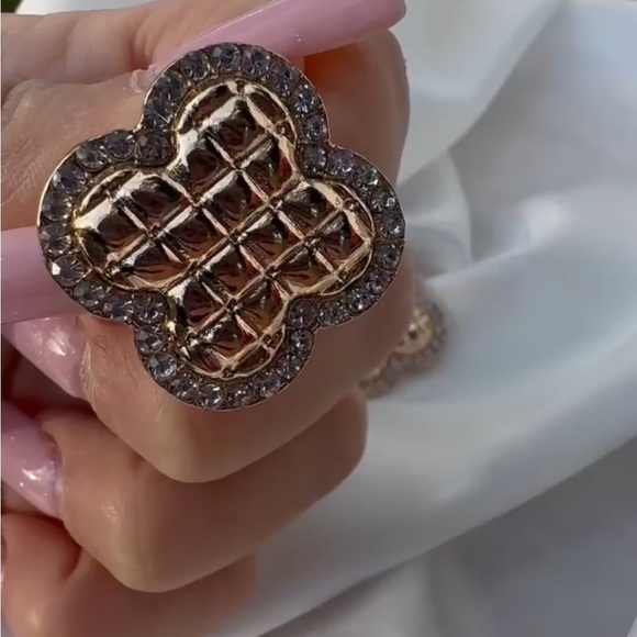 New! Alhambra Gold and Silver Women's stainless steel Earrings - Picture 5 of 5